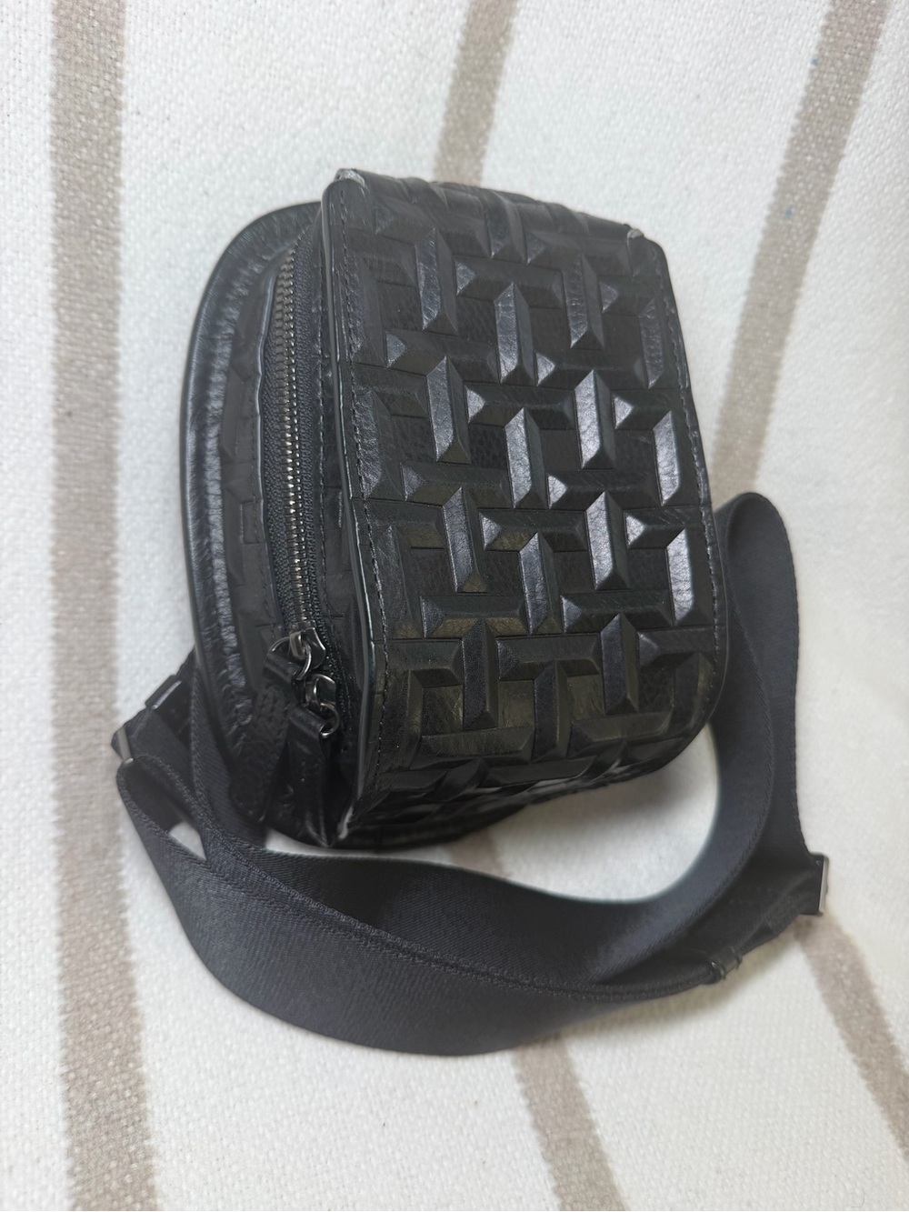 Tsuchiya Kaban Legacy Logo Mini Crossbody - Picture 5 of 10